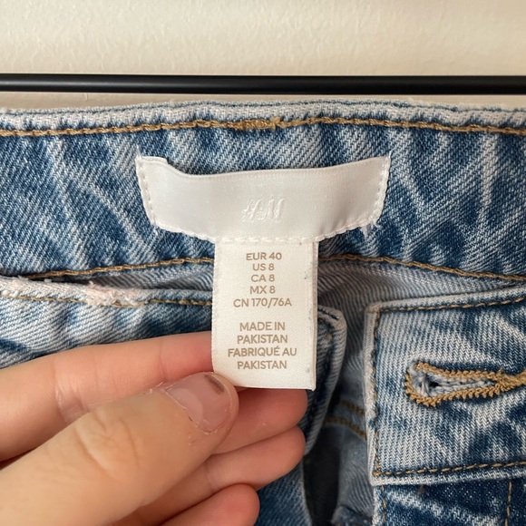 H&M Straight Leg Jean - Picture 3 of 3